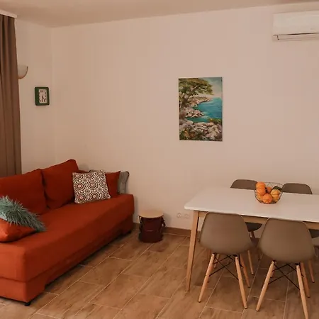 Daire For Families With Children Orebic, Peljesac - 10048 *